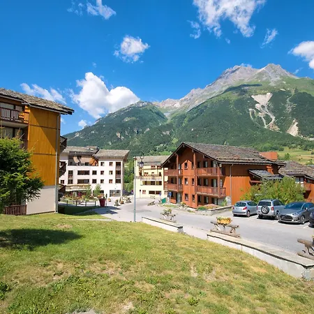 With 2 Rooms, Balcony Apartamento *